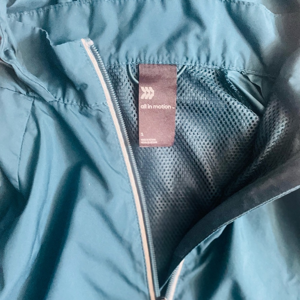 All In Motion Rain Jacket size S - Picture 2 of 4